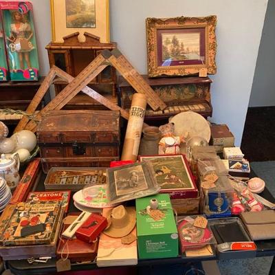 Estate sale photo