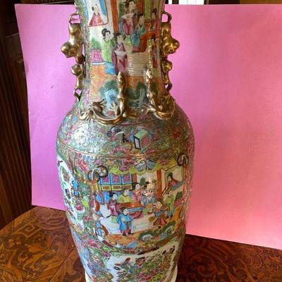  Rose Famille  Large Vase ~Dragon & Serpent Embellishments 