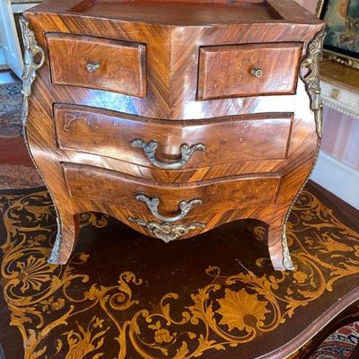 Louis XVI- style coin cabinet with a green marble top ( Not pictured)
