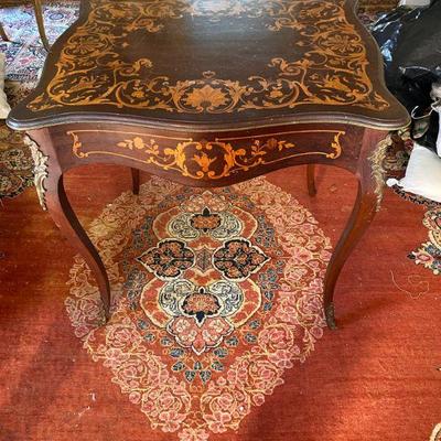 #50 Early 20th Century Louis XVI style Inlaid Mahogany Center Table with Brass Mounts 