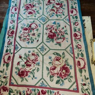 4' X 6' Aubusson  area rug