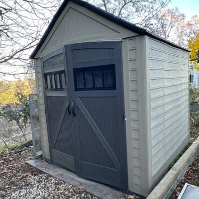 Plastic shed