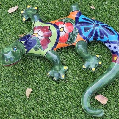 Garden Decor Painted Lizard Sculpture