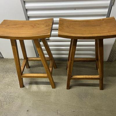FTH168- (2) Wooden Bar Stools