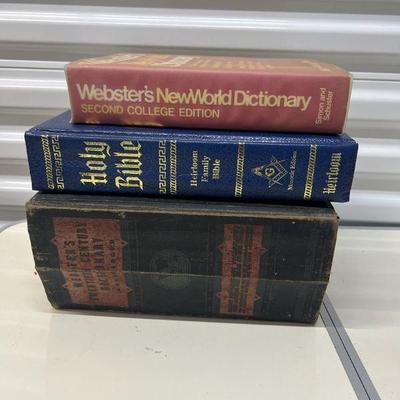 FTH067- Vintage Websters Dictionaries & Heirloom Holy Bible
