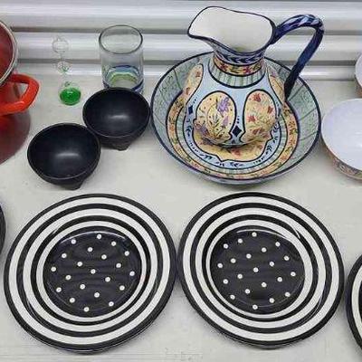 FTH487 - Assorted Kitchenware