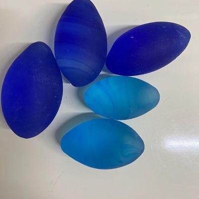 FTH085- Frosted Egg Shapes Glass 