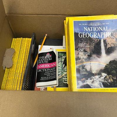 FTH089 National Geographic Magazines & Office Supplies