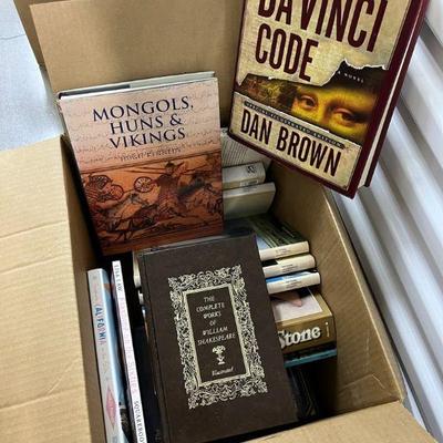 FTH009 Mystery Box Of Various Books
