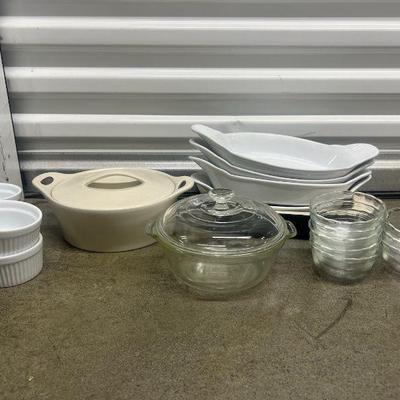 FTH206- Assorted Serveware