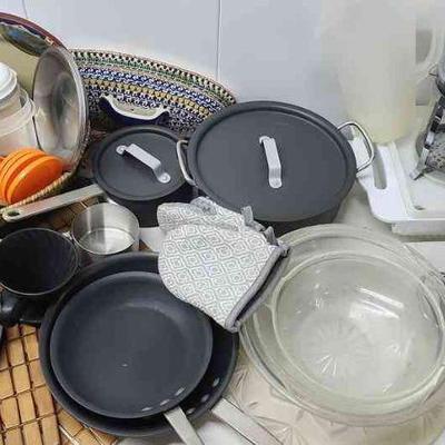 FTH167 - More Assorted Kitchenware