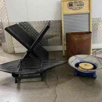 FTH054- Assorted Household Decor