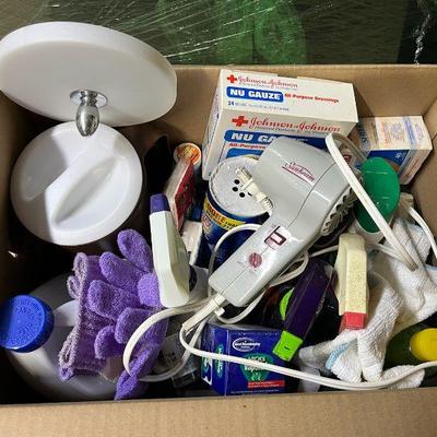 FTH351 Box Of Cleaning Supplies 