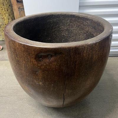 FTH305- Large Wooden Coconut? Pot