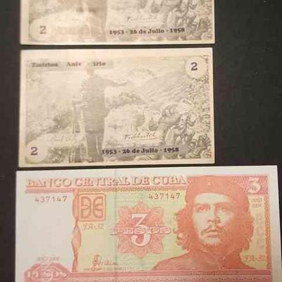 FTH410 - Vintage Cuba Paper Currency