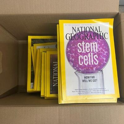 FTH027- Assorted National Geographic Magazines