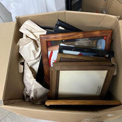 FTH506- Box Of Assorted Frames