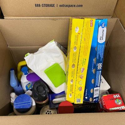 FTH110 Various Cleaning & Pet Supplies 