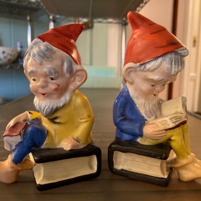 Gnome bookends - Japan