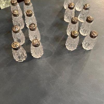 Great for Holiday and Wedding Reception Tables
8 sets Crystal S and Ps