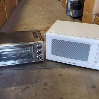 #1576 â€¢ Toaster Oven and Microwave
