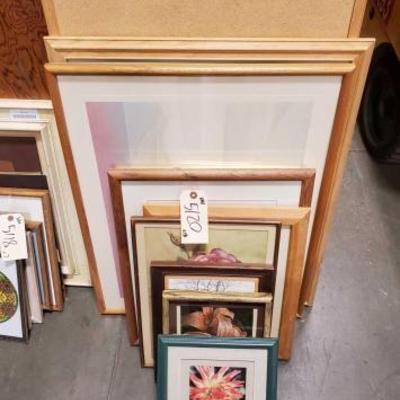 #5120 â€¢ 13 Picture Frames
