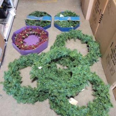 #2092 â€¢ (7) Christmas Wreaths
