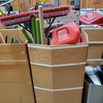 #5512 â€¢ Box of Tools
