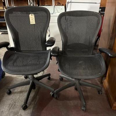 #2302 â€¢ 2 Office Rolling Chairs
