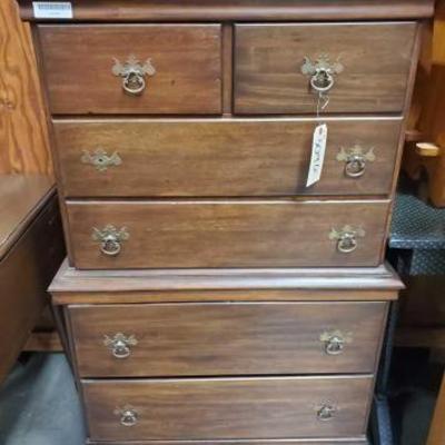 #5096 â€¢ Dresser
