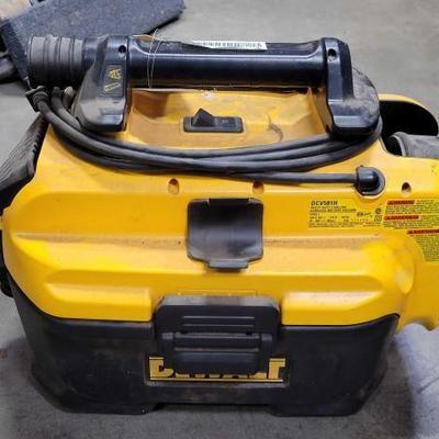 #3116 â€¢ Dewalt Wet/Dry Vacuum
