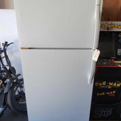 #1596 â€¢ Kenmore Refrigerator
