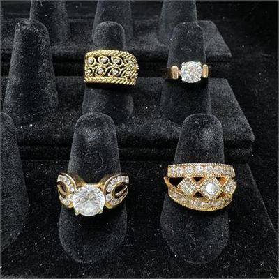 Lot 034-H   1 Bid(s)
Sterling Silver Gold Plated Cubic Zirconia Rings Set of 4