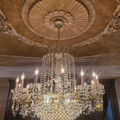 https://auctions4america.proxibid.com/Auctions-4-America/The-Famous-White-House-Demolition-Sale-Auction/event-catalog/253989