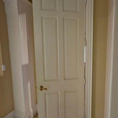 https://auctions4america.proxibid.com/Auctions-4-America/The-Famous-White-House-Demolition-Sale-Auction/event-catalog/253989