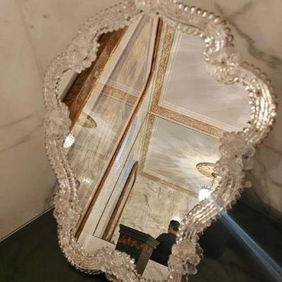 https://auctions4america.proxibid.com/Auctions-4-America/The-Famous-White-House-Demolition-Sale-Auction/event-catalog/253989