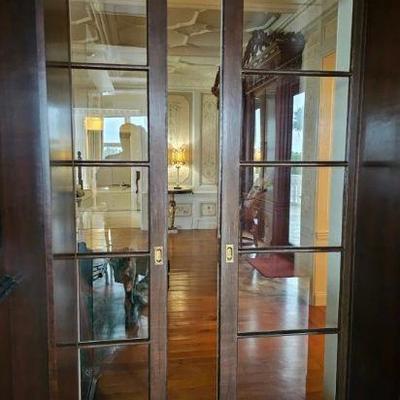 https://auctions4america.proxibid.com/Auctions-4-America/The-Famous-White-House-Demolition-Sale-Auction/event-catalog/253989