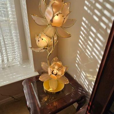 Lotus Table Lamp