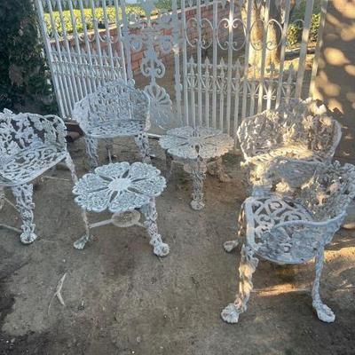 #3020 â€¢ 6 Metal Small Patio Chairs with 2 End Tables
