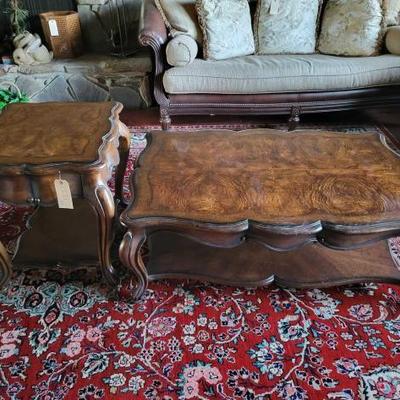 #1221 â€¢ 2 Tiered Thomasville Matching Coffee Table and End Table
