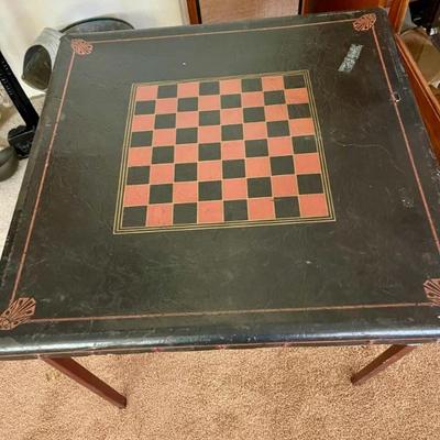 game table - folds