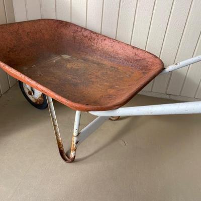 Wheel barrel
