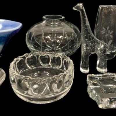 Collection Crystal & Art Glass Vases, Statues, & Figurines BACCARAT, TIFFANY & CO. STROBACH 