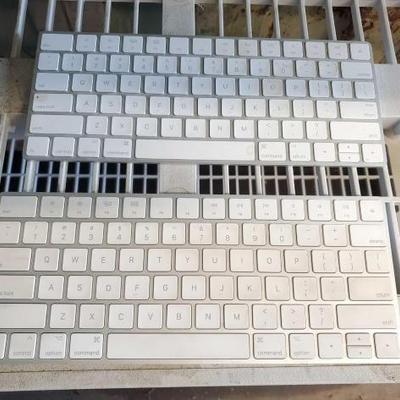 #3504 â€¢ (2) Apple Keyboards
