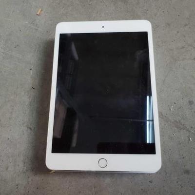 #2782 â€¢ 5 Ipads
