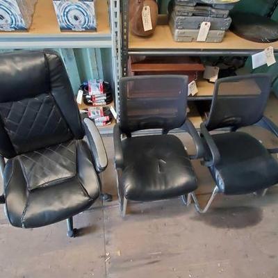 #3072 â€¢ (3) Office Chairs
