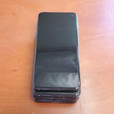 #2798 â€¢ 5 Samsung Galaxy S10 Phones
