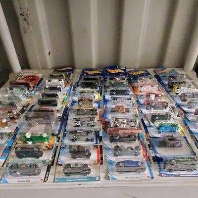 #7506 â€¢ 55 Collectable HotWheels
