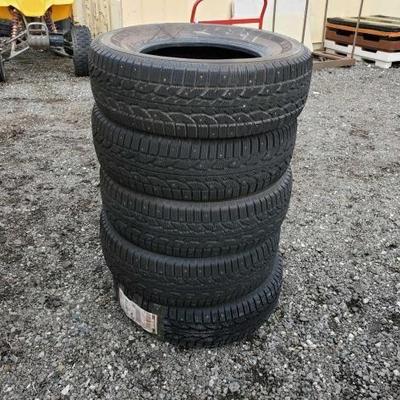 #2940 â€¢ 5 Firestone Winterforce 2 Studded Tires
