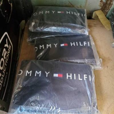 #3020 â€¢ NEW!!! 8 Tommy Hilfiger T-Shirts
